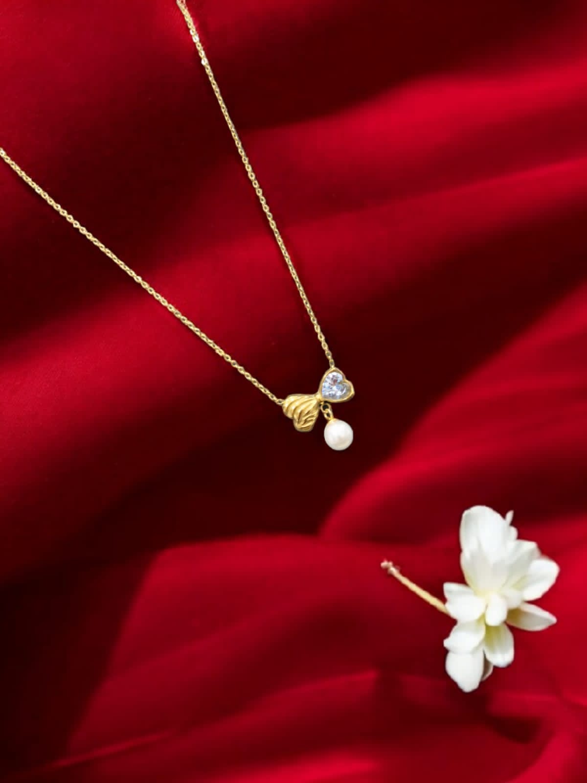 Anti tarnish trendy bow design chain necklace