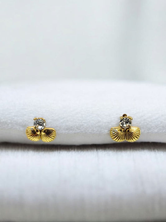 Anti tarnish mini sea shell earings