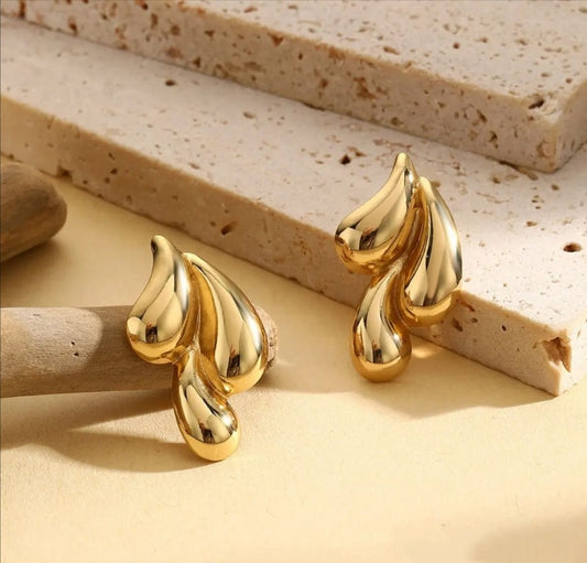 Anti tarnish three droplets stud earrings