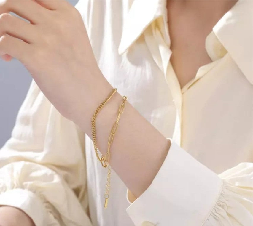 Minimalist Cross Double Layered Bracelet