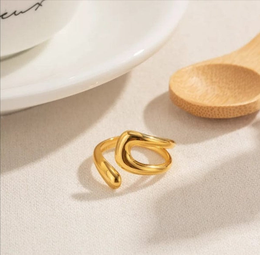 Hollow Cross Opening Ring