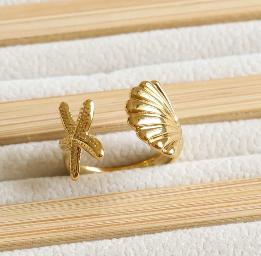 Sea Shell & Starfish Ring