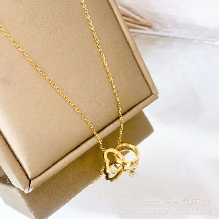 Anti tarnish Interlock heart ring pendant