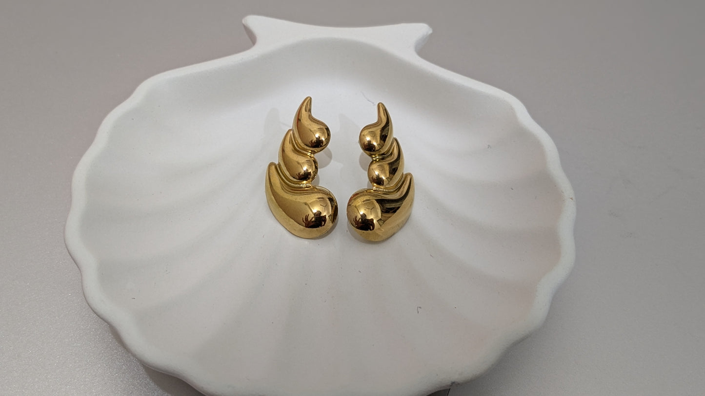 Anti tarnish stud earring