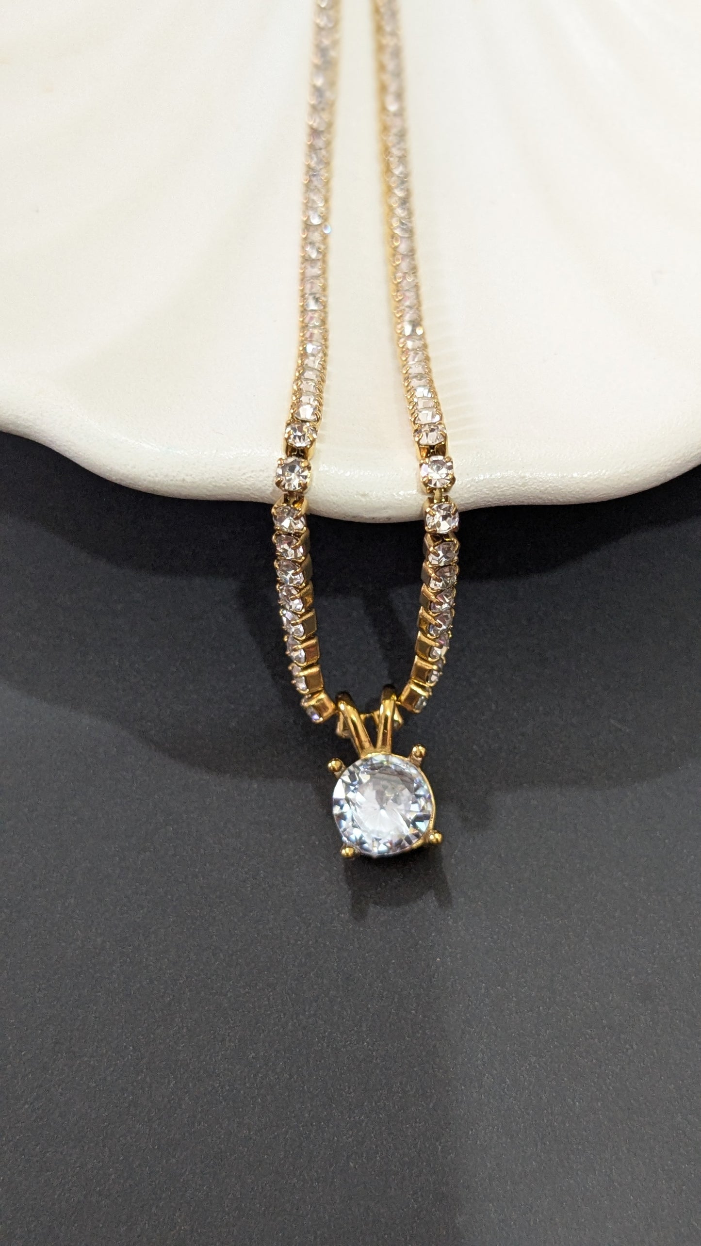 Anti tarnish gold diamond neck chain