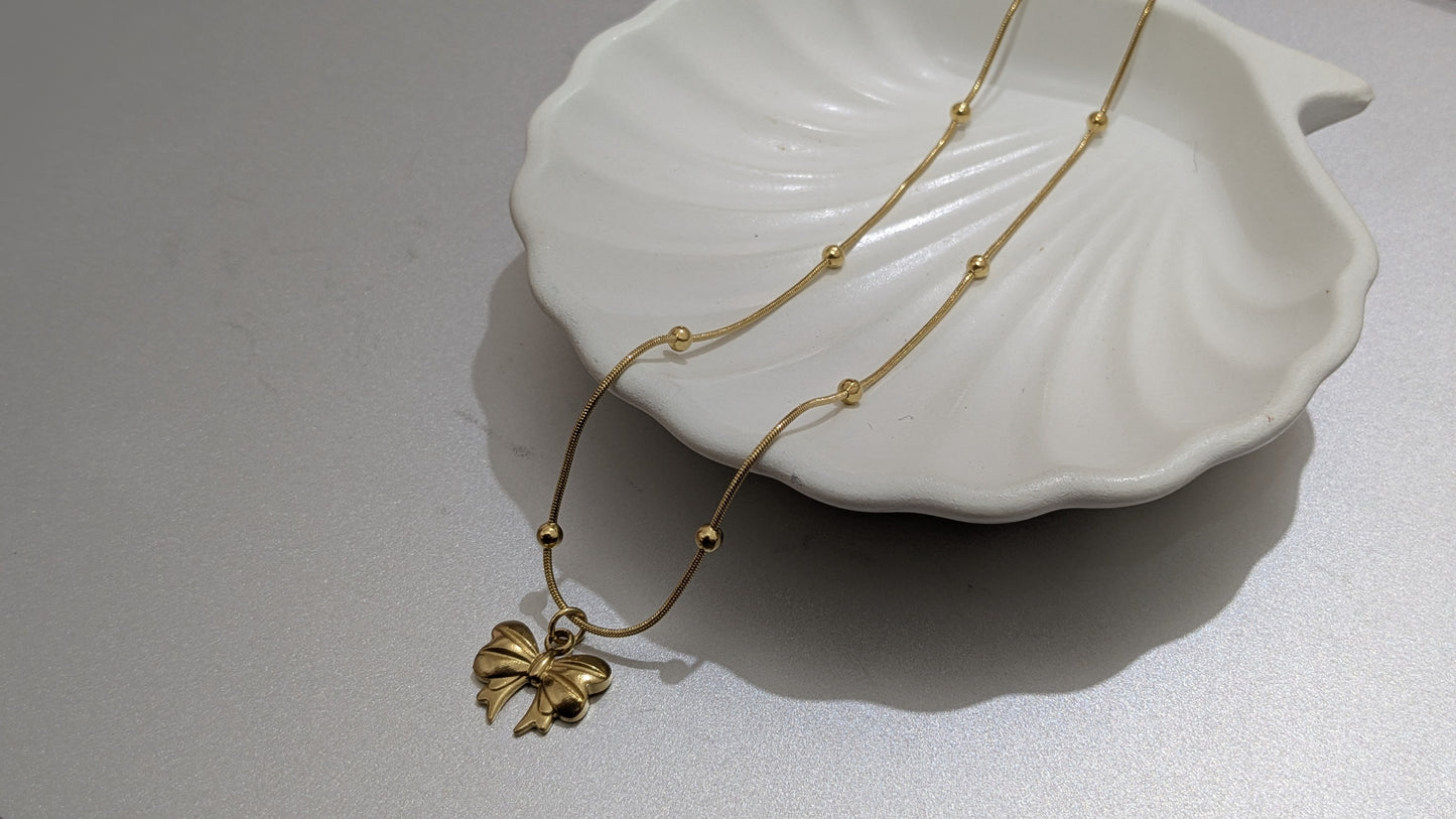 Anti tarnish gold pendant chain necklace