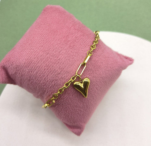 Heart shape chain bracelet